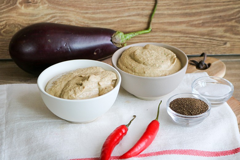 Kalte Fetacreme mit Aubergine
