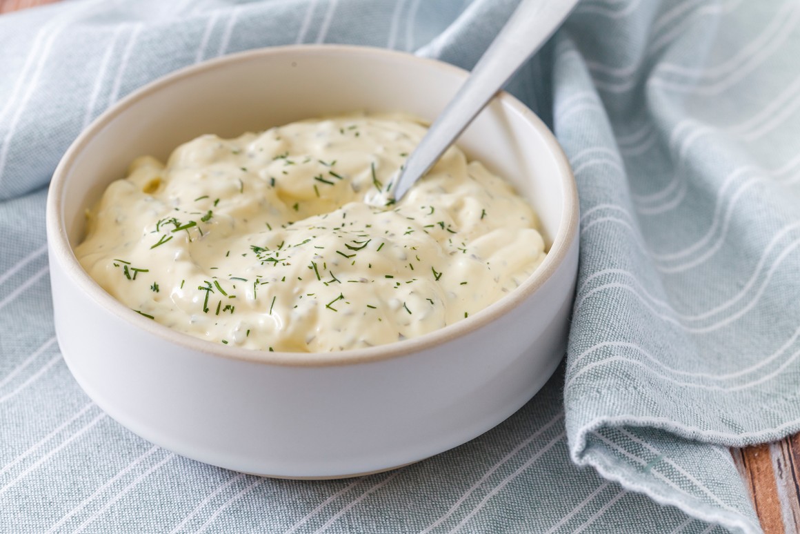 Vegane Senfsauce mit Dill