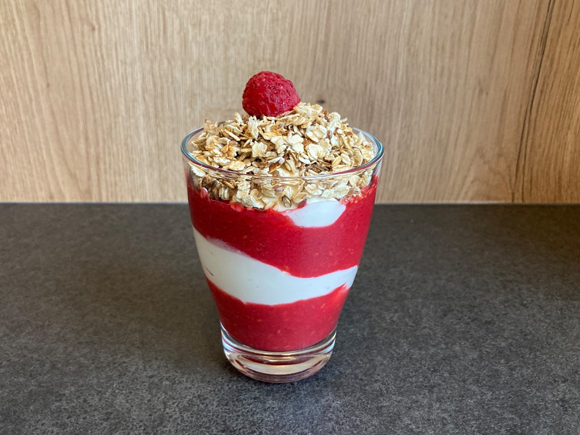 Himbeercreme mit Haferflocken