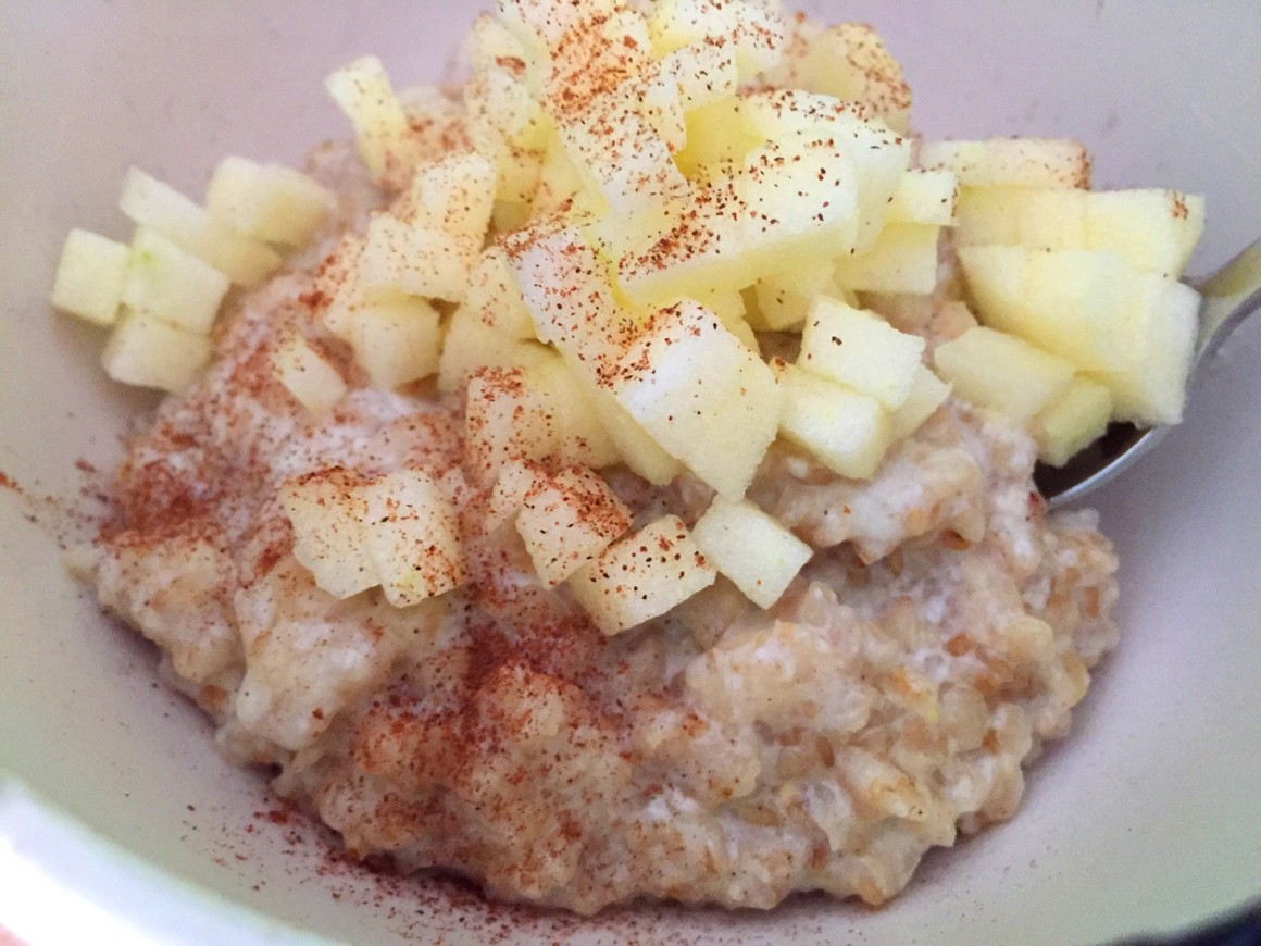 Veganer Apfel-Zimt-Porridge