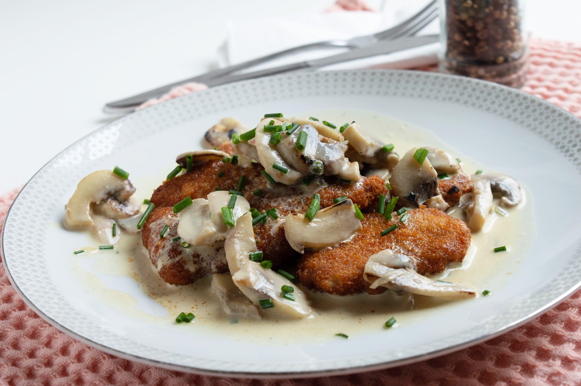 Sojaschnitzel mit Pilz-Rahm-Soße - Rezept