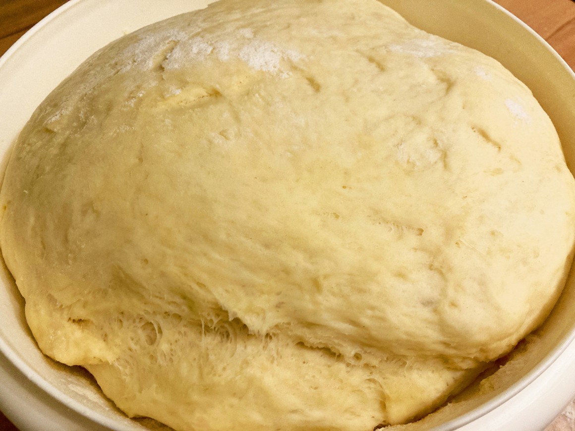 Hefeteig für Salzgebäck - Rezept