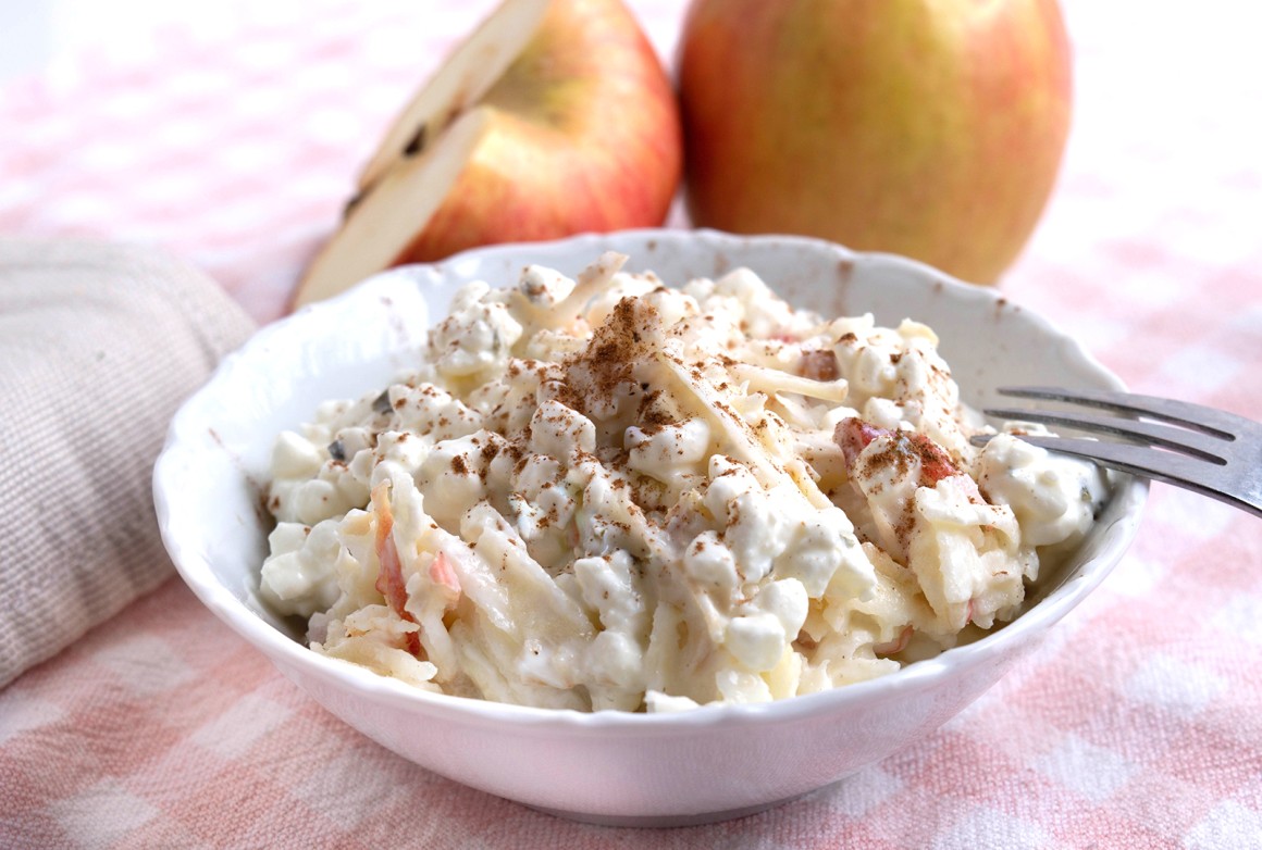 Apfelbrei mit Hüttenkäse