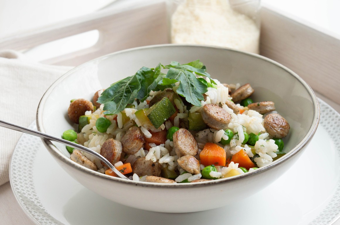 Gemüsereis mit Bratwurst - Rezept