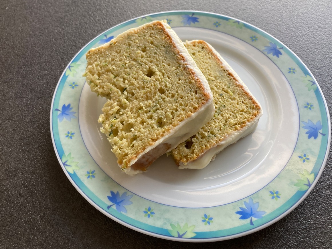 Zucchini-Limetten-Kuchen
