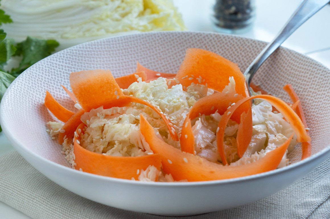 Chinakohlsalat mit Möhren