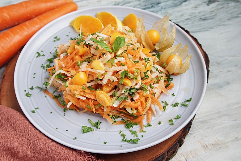 Kohlrabi-Salat mit Möhren
