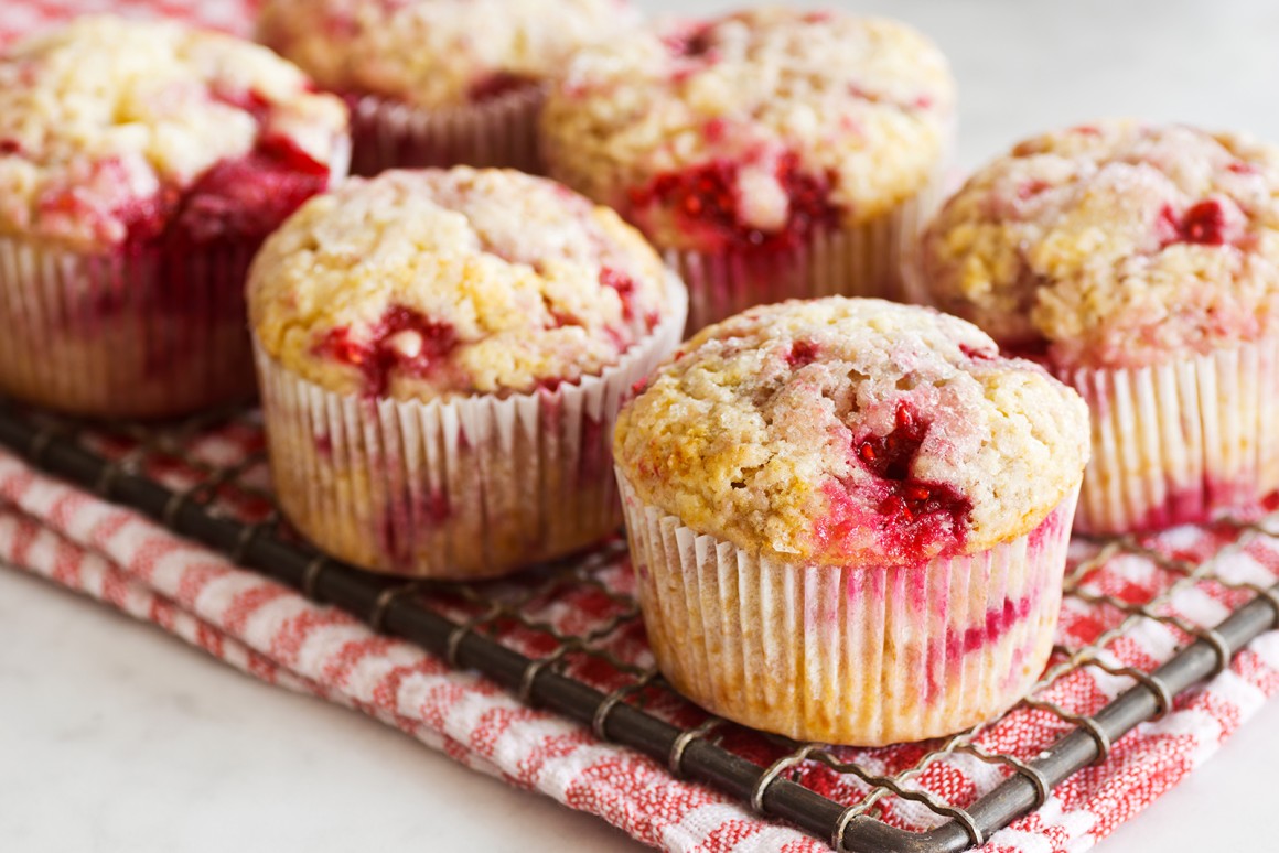 Eierlikör-Muffins mit Himbeeren - Rezept