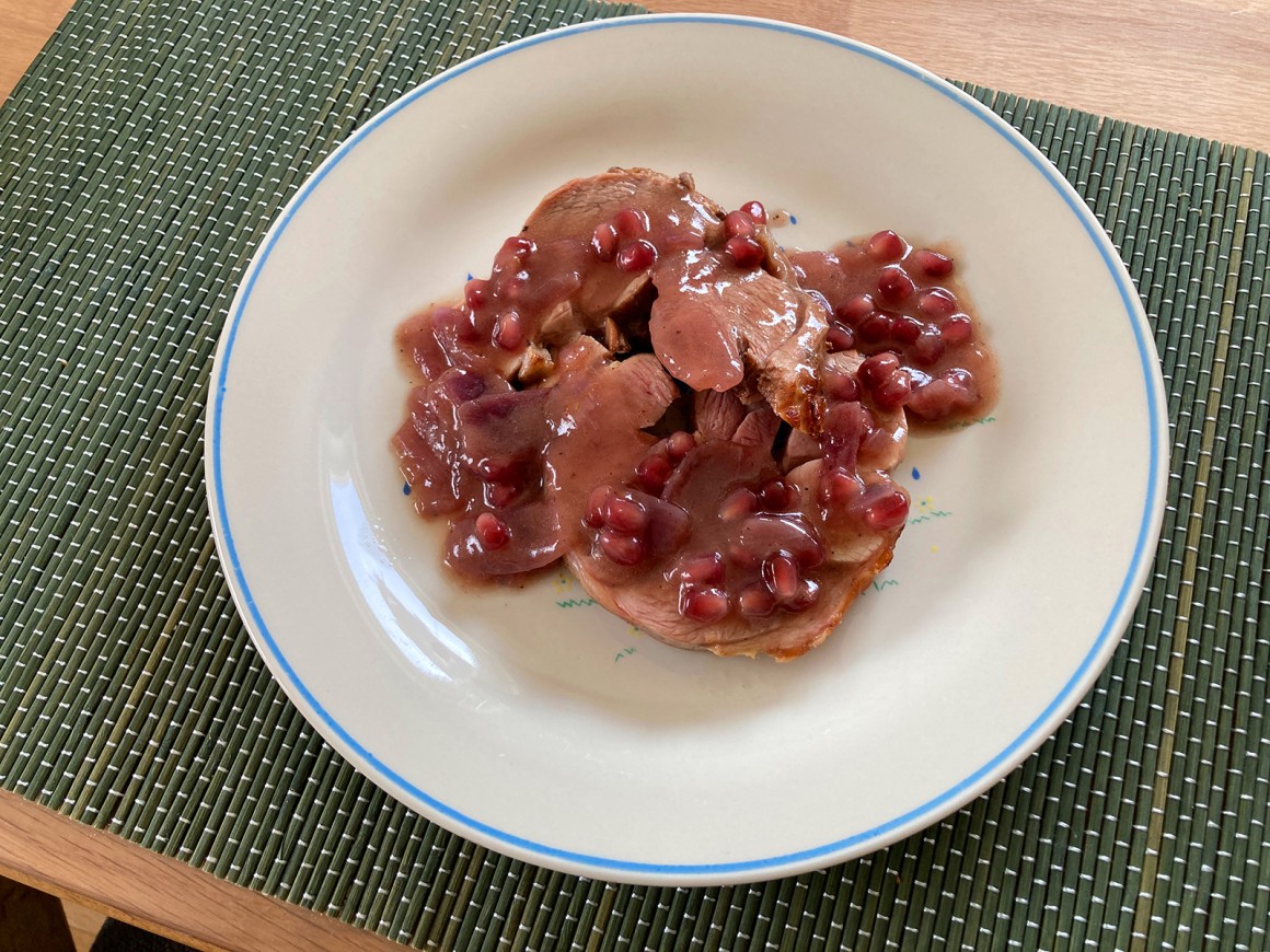 Weihnachtlicher Putenrollbraten