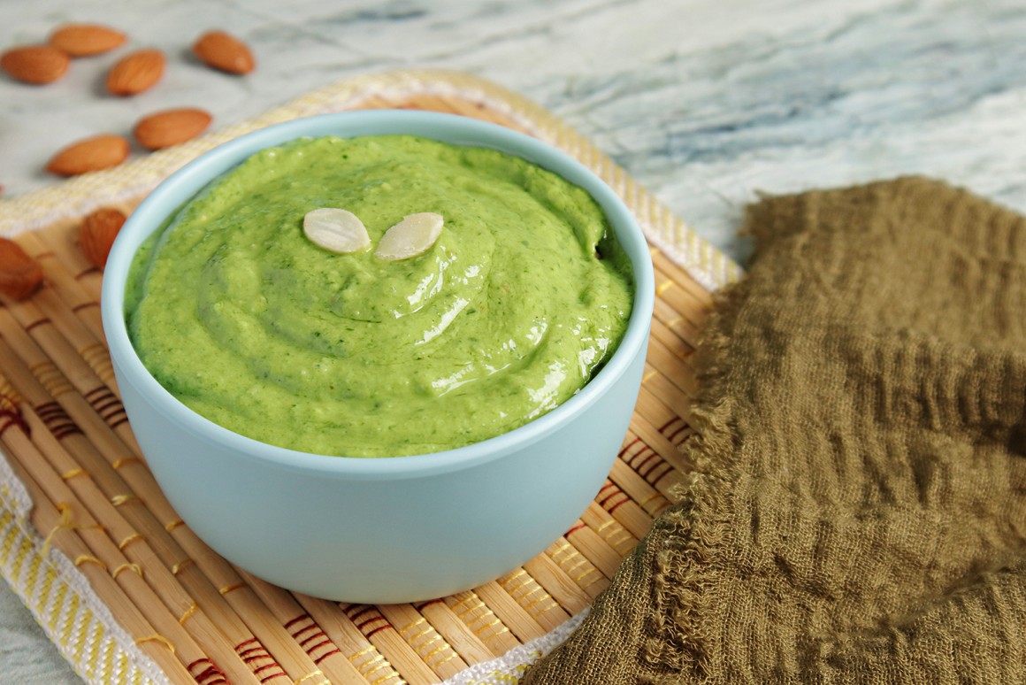 Mandelpesto mit Knoblauch - Rezept
