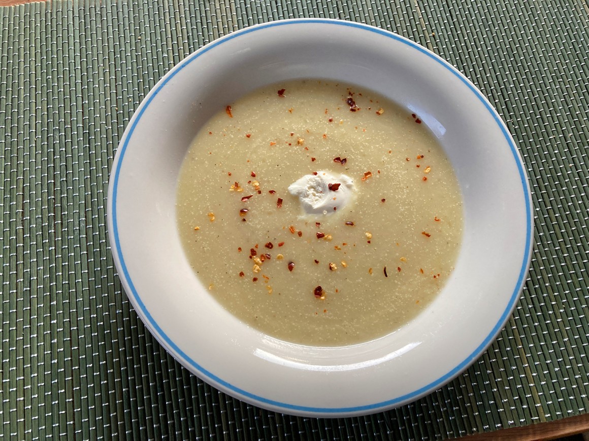 Scharfe Spitzkohlcremesuppe - Rezept