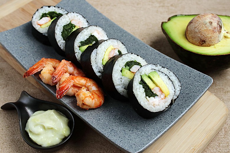 Hosomaki mit Knoblauch-Garnele