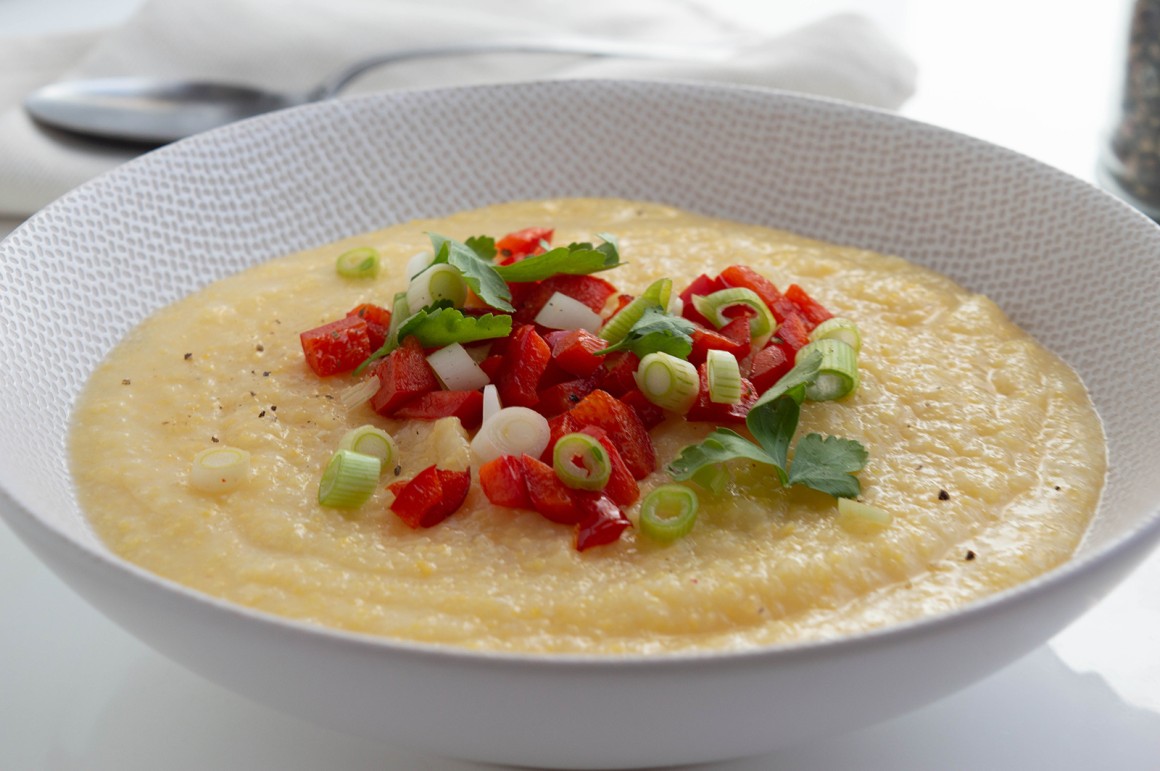 Maiscremesuppe mit Paprika