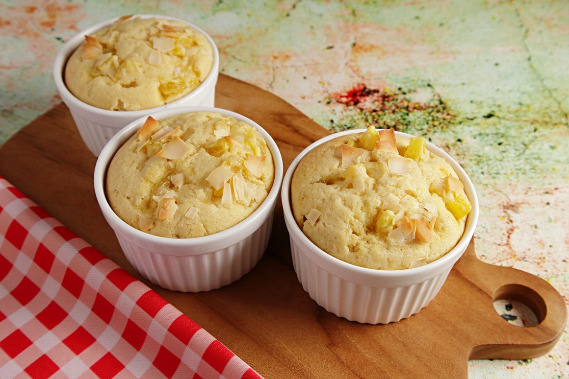 Kokos-Muffins mit Ananas