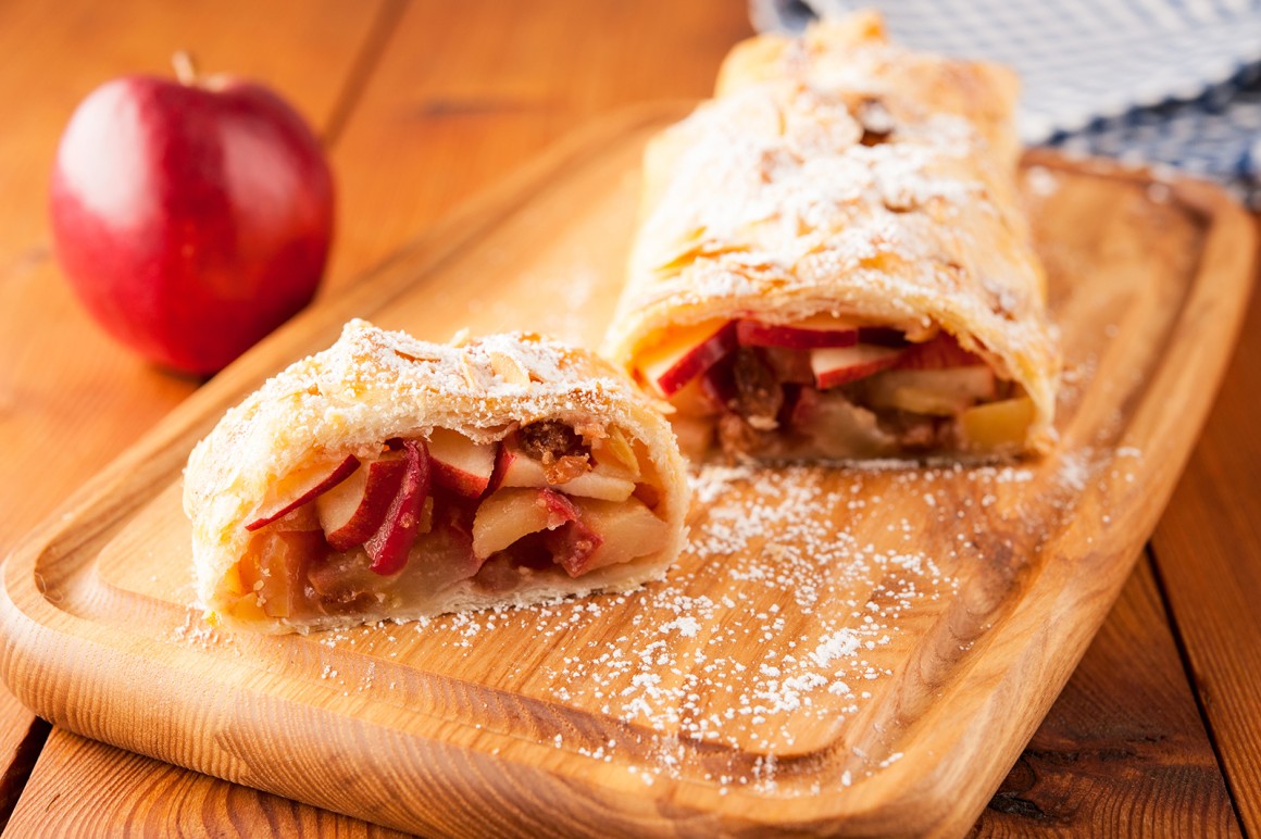 Einfacher Apfelstrudel mit Blätterteig - Rezept