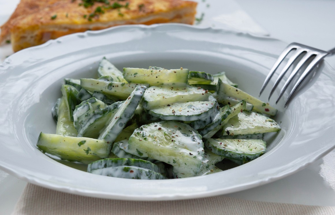 Gurkensalat mit Pfefferminze - Rezept