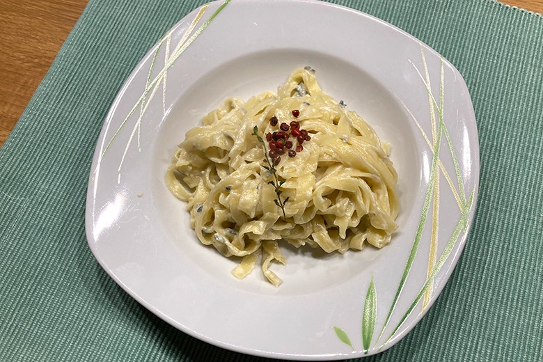 Pasta mit Gorgonzolasauce