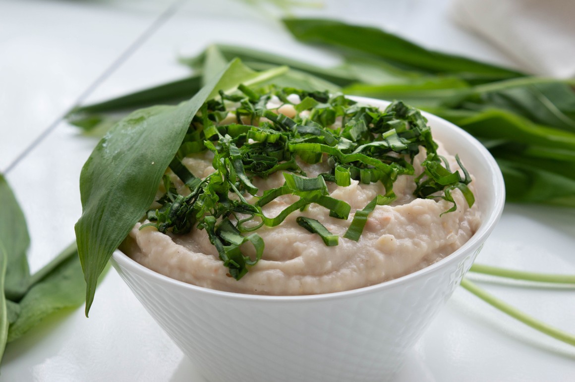 Hummus mit Bärlauch