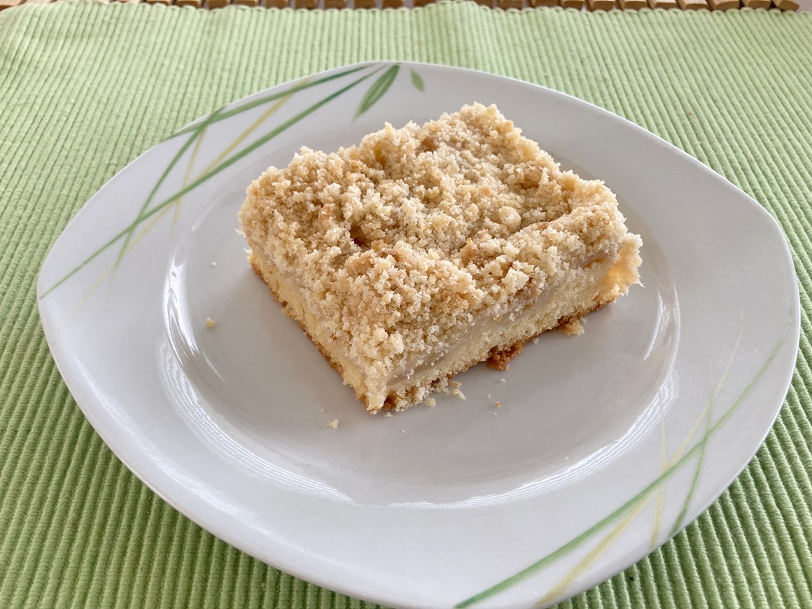 Apfel-Schmand-Kuchen mit Streusel