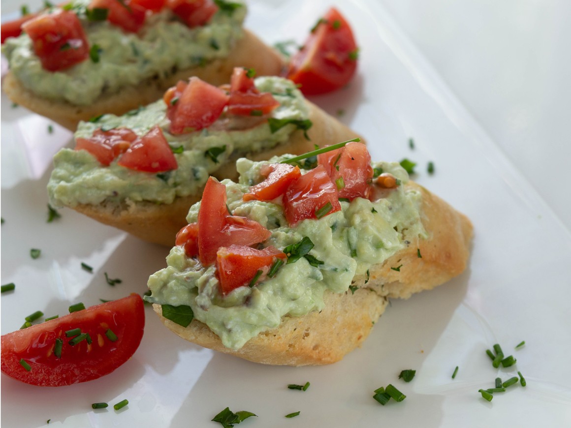 Bruschetta mit Avocadocreme - Rezept