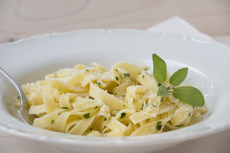 Tagliatelle mit Salbeibutter