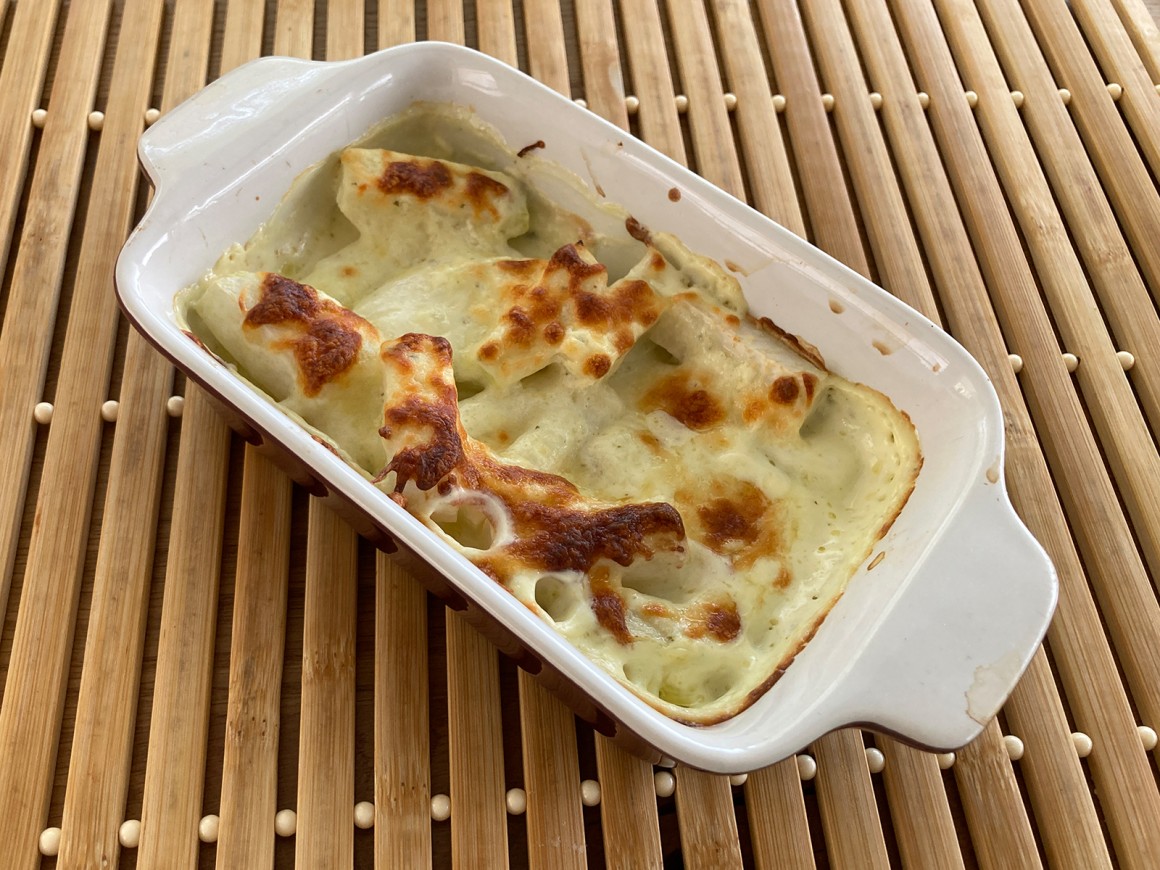 Cremiger Kohlrabiauflauf mit Käse und Knoblauch