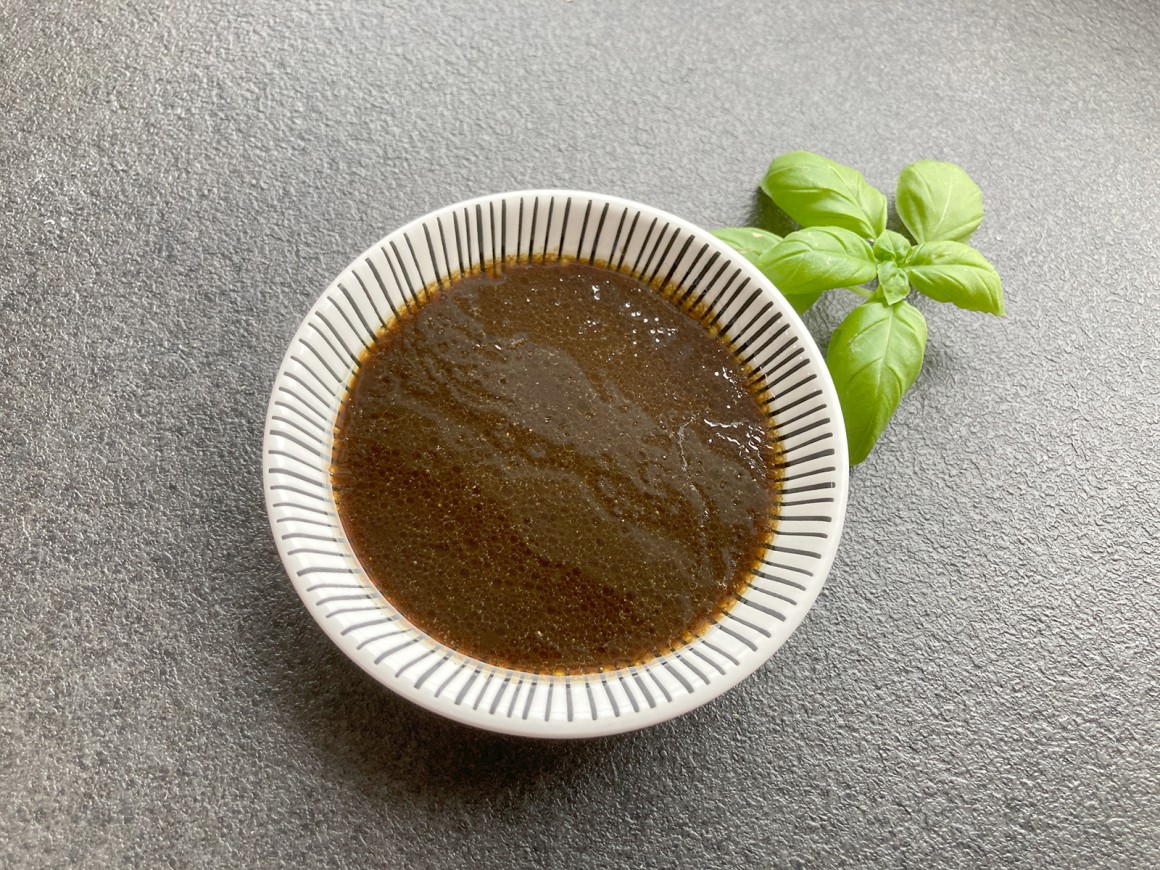 Balsamico-Senf-Honig-Dressing - Rezept