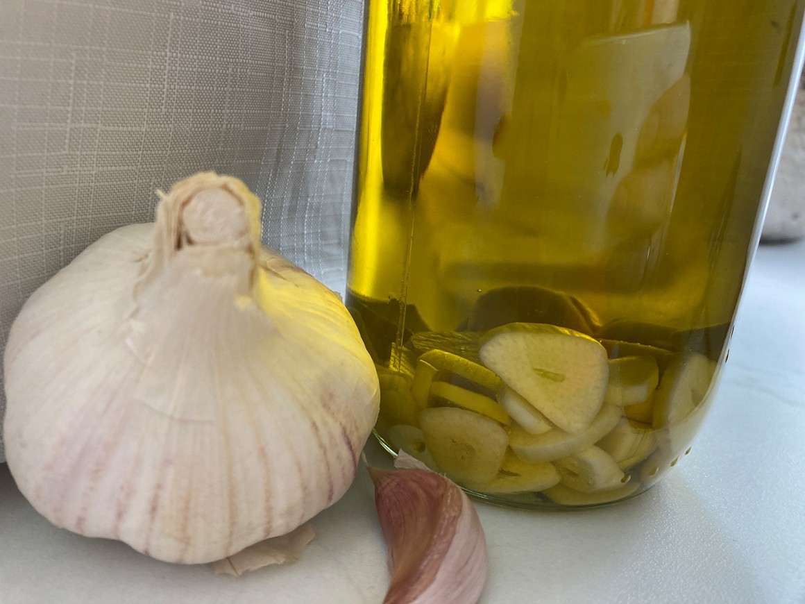 Knoblauchöl selbstgemacht Rezept