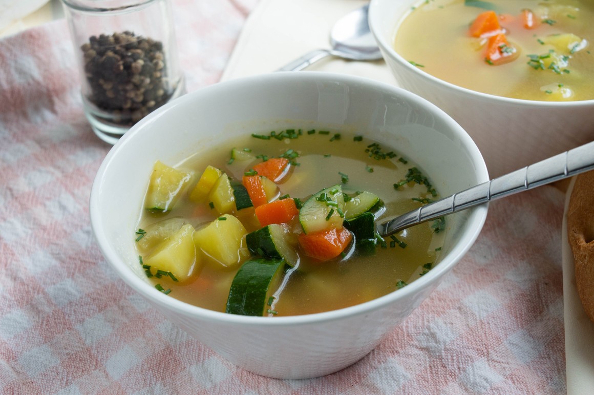 Schnelle Gemüsesuppe - Rezept