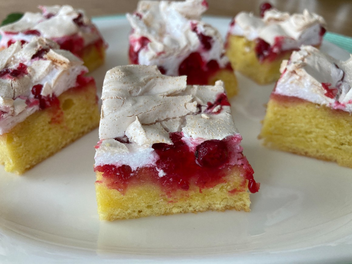 Omas Johannisbeerkuchen mit Baiser - Rezept