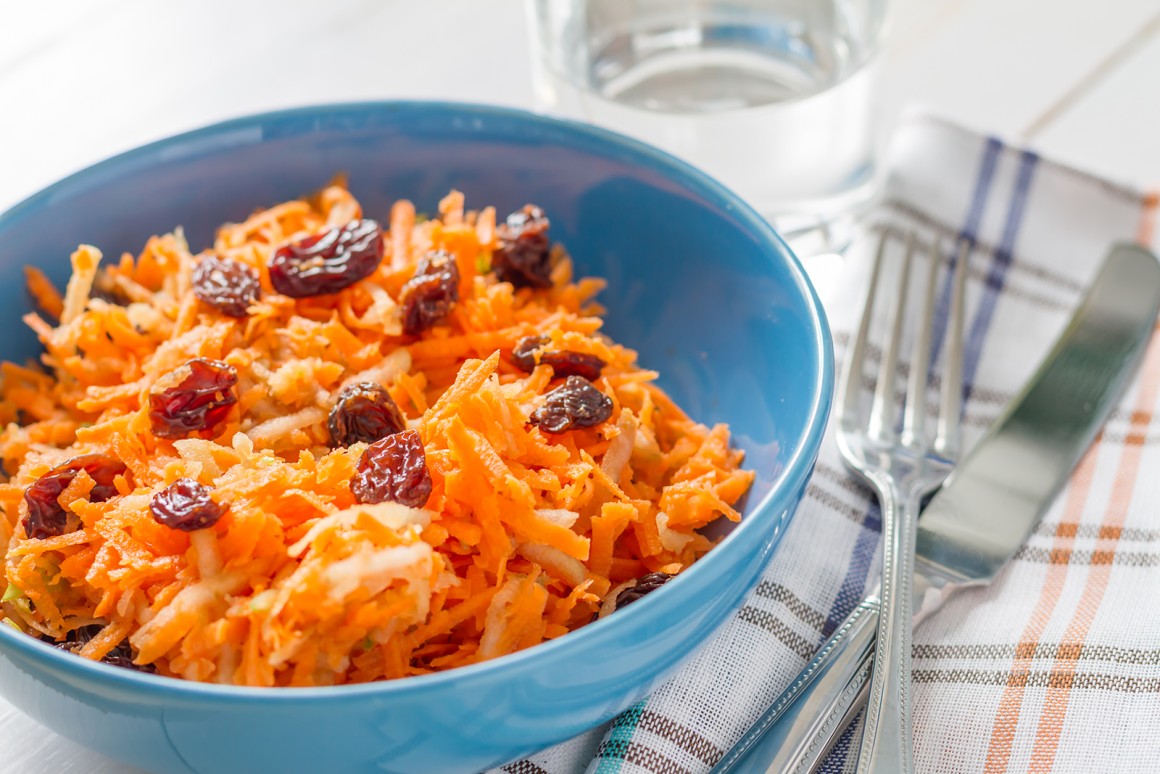 Möhren-Rosinen-Salat