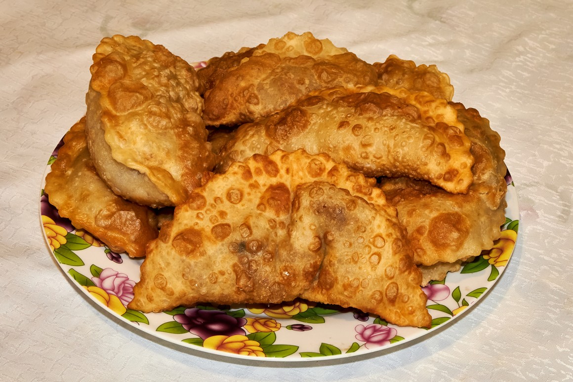 Tschebureki