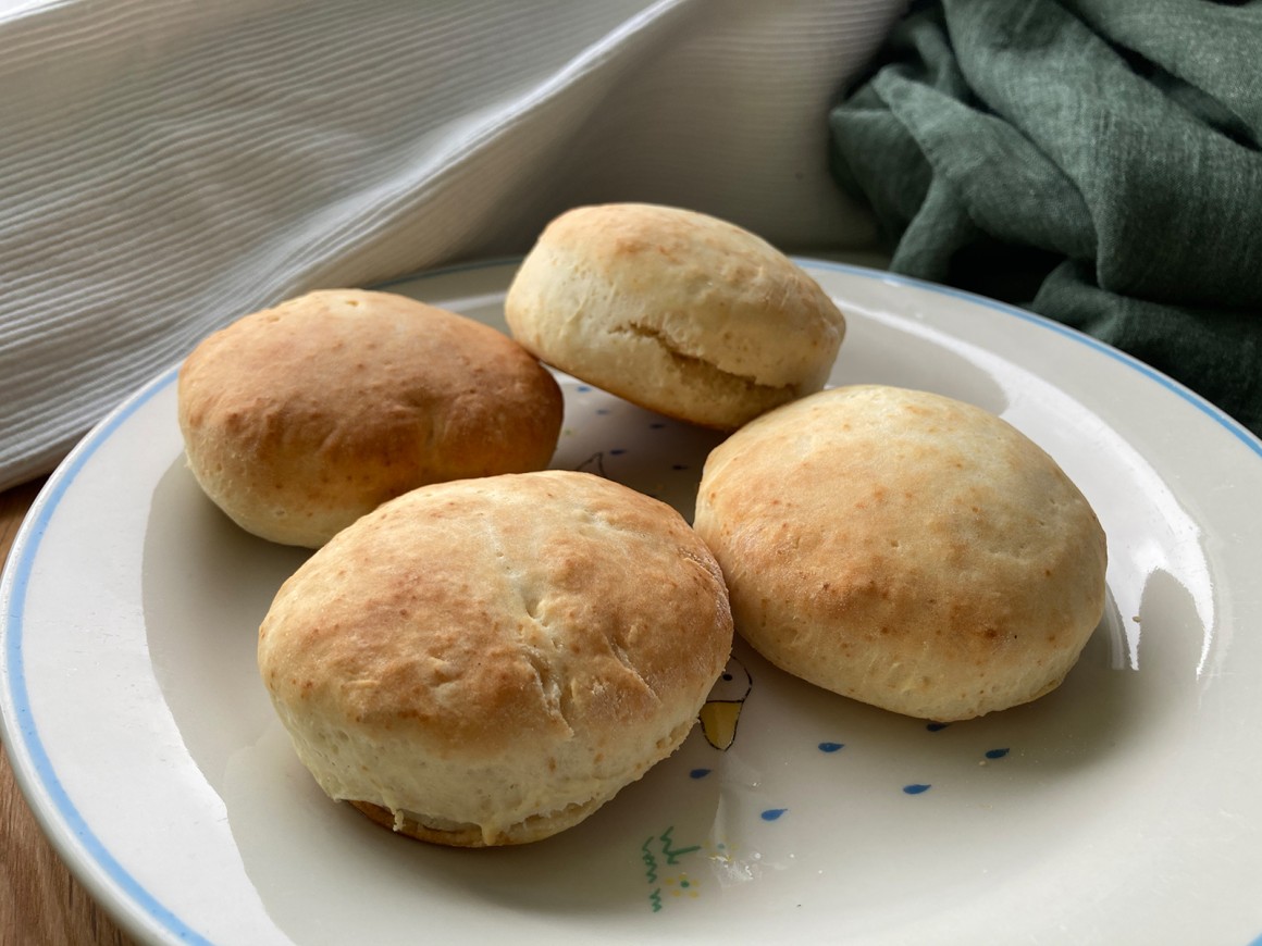 Buttermilchbrötchen