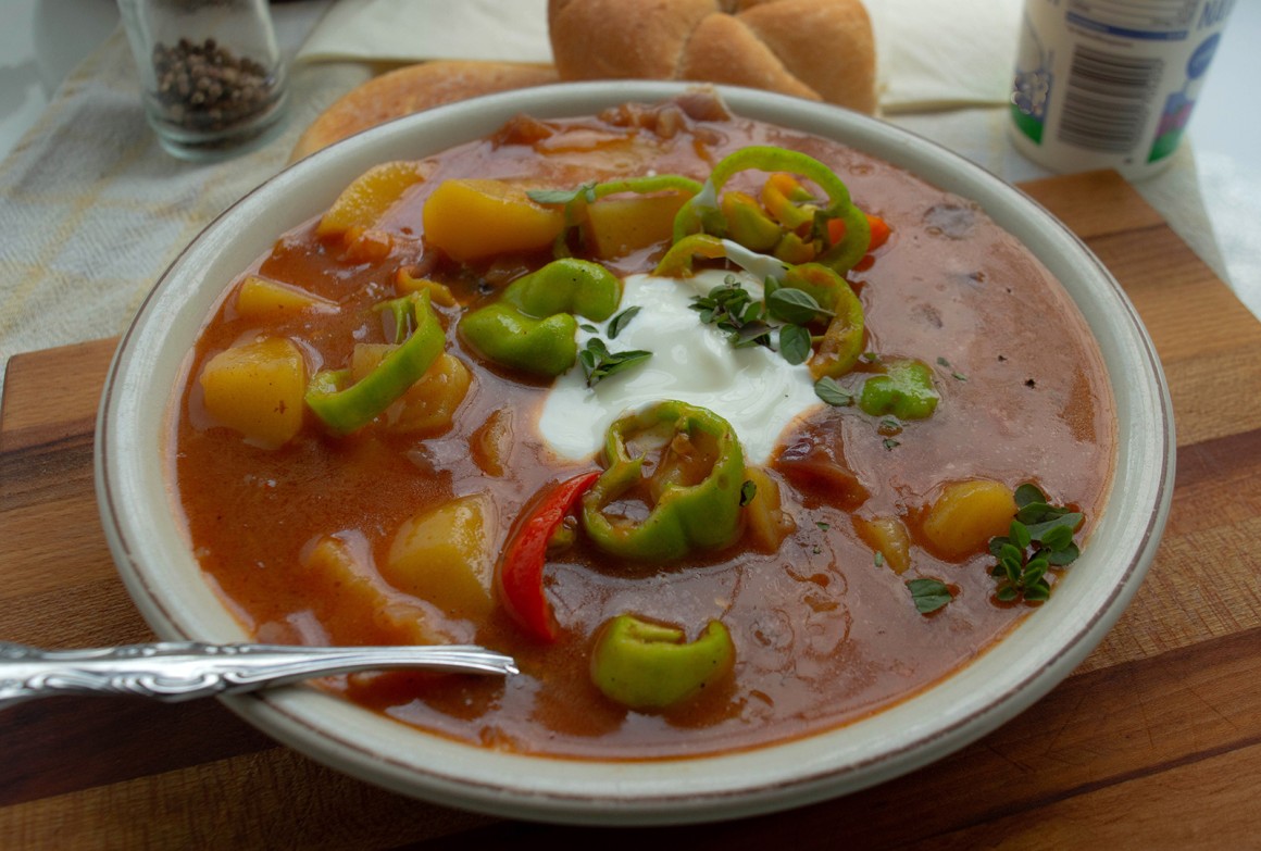Ungarisches Kartoffelgulasch