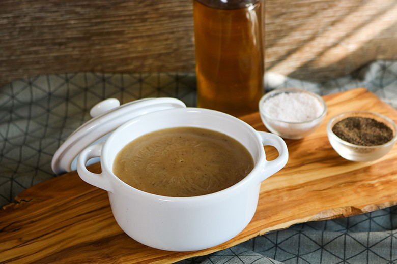 Braune und vegane Soße