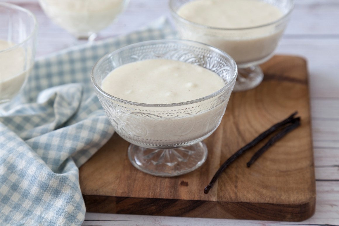 Vanillepudding mit Eischnee - Rezept