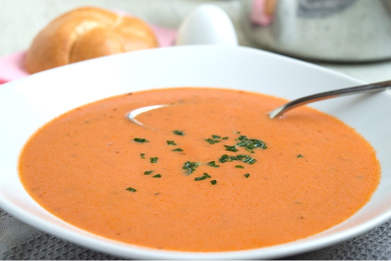 Tomatensuppe mit Kartoffeln