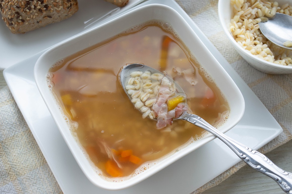 Graupeneintopf mit Speck - Rezept