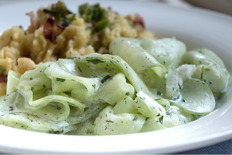 Gurkensalat mit Senf