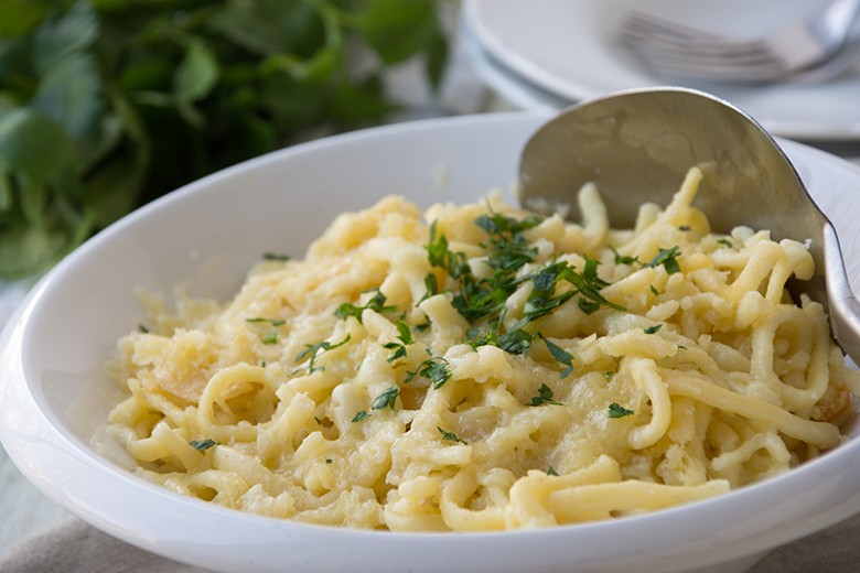 Vegane Käsespätzle