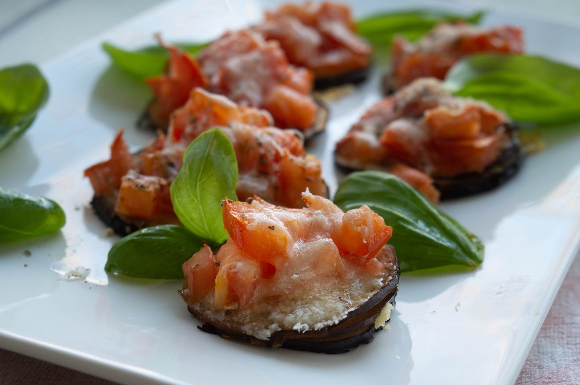 Überbackene Aubergine mit Parmesan - Rezept