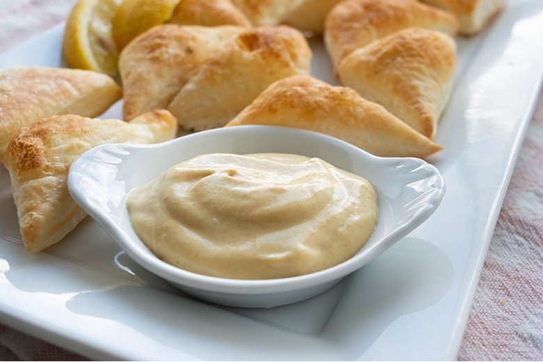Honig-Senf-Dip mit Limette
