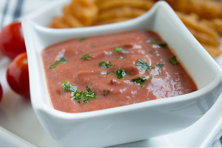 Veganer Tomatendip