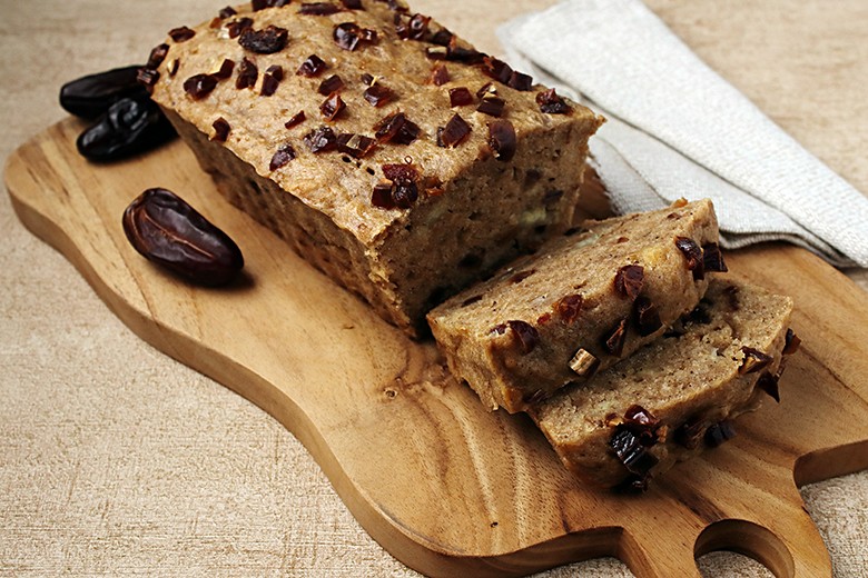 Bananenkuchen mit Datteln
