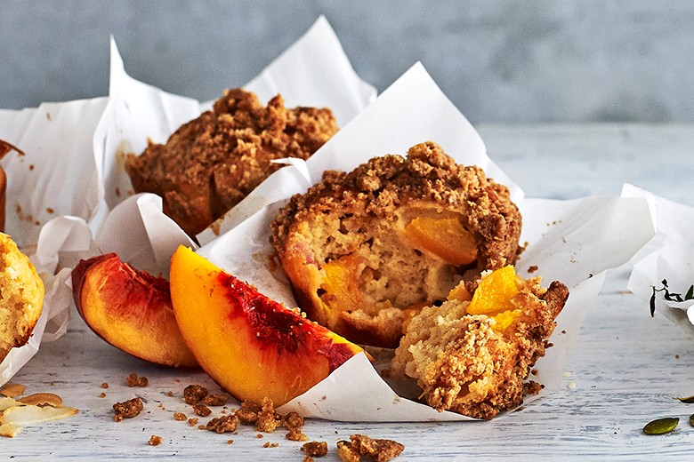 Pfirsichmuffins mit Streusel