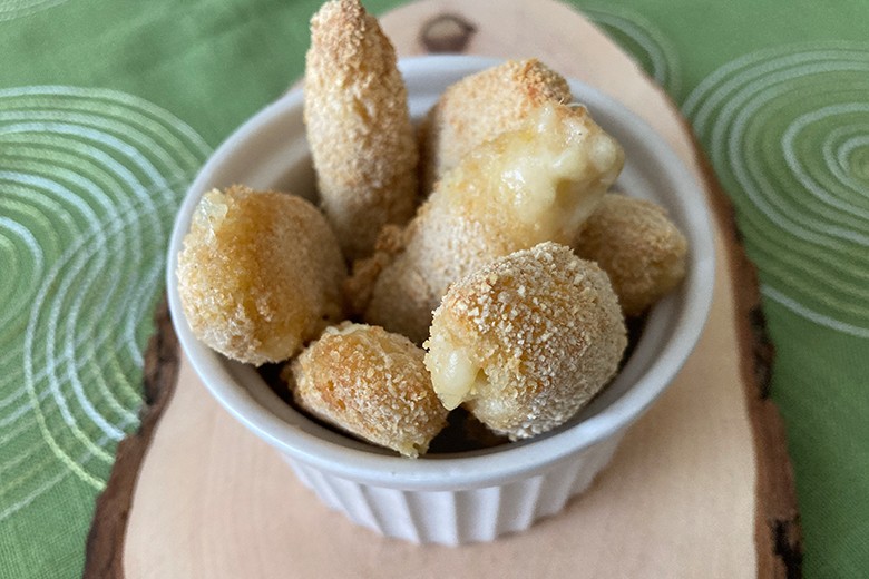 Mozzarella-Sticks aus der Heißluftfritteuse