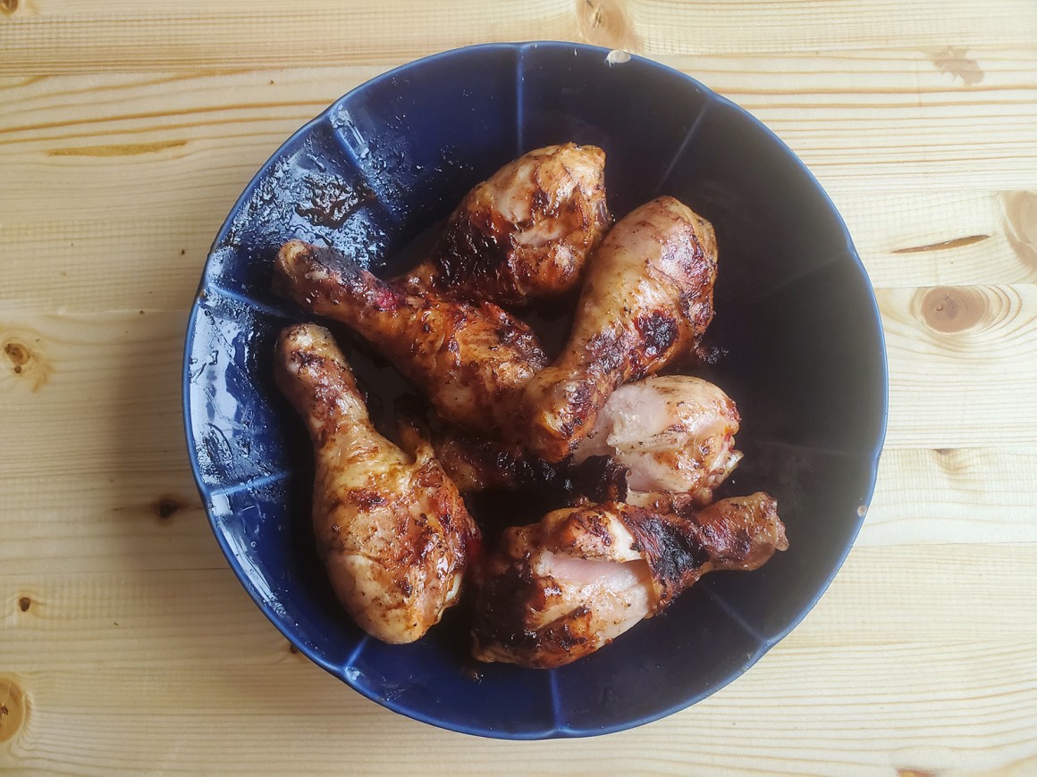 Gegrillte Hühnerbeine
