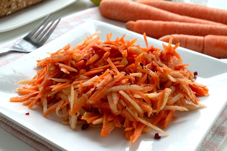 Möhren-Apfel-Snack