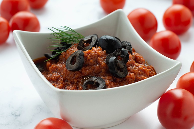 Tomatenpaste mit Oliven