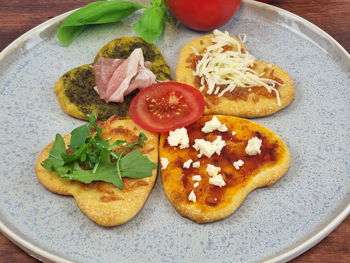 Mini Herz-Pizzen